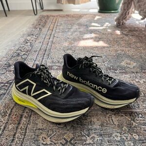 new balance fuelcell supercomp v2.